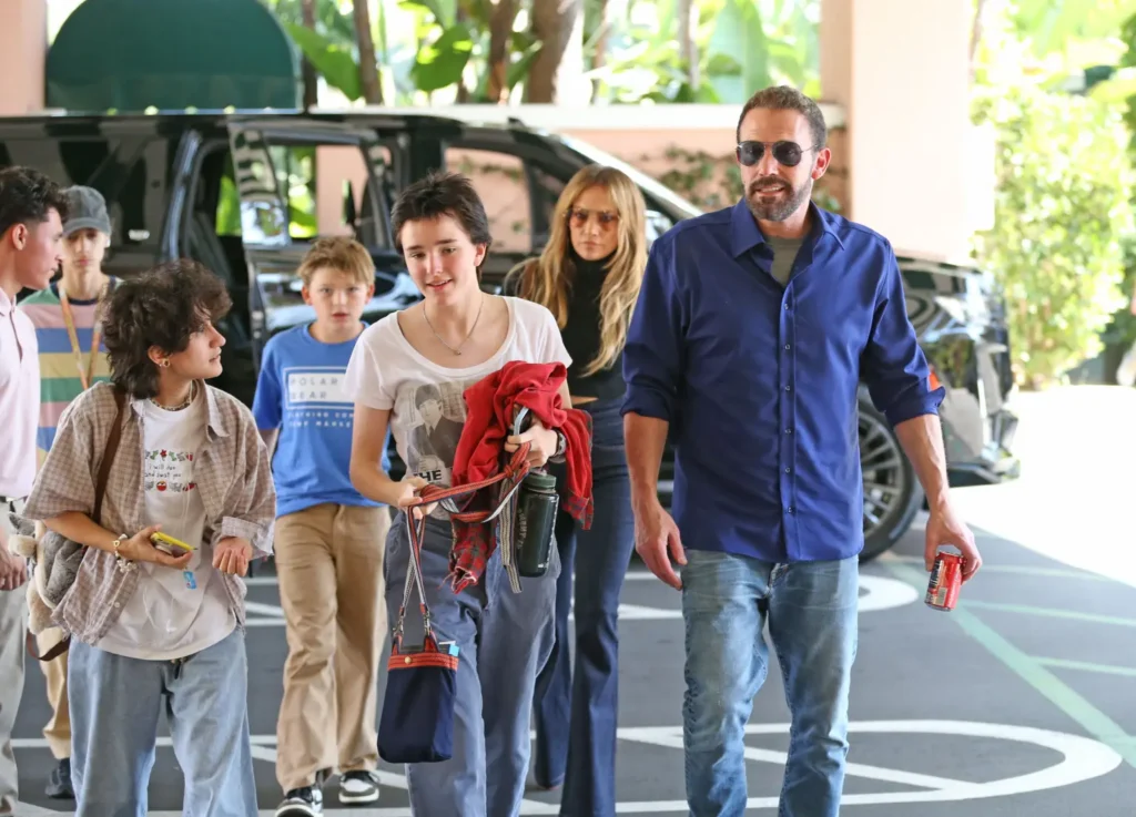 Ben Affleck Reunites With Jennifer Lopez And Jennifer Garner At School Play